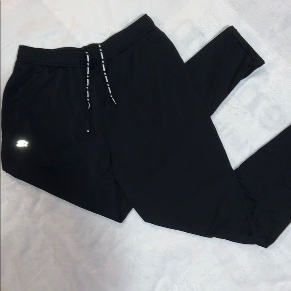 2turntdevyn's tweet image. So good I had to share! Check out all the items I'm loving on @Poshmarkapp from @WallacemomJaime #poshmark #fashion #style #shopmycloset #hm #starter #johnnywas: posh.mk/Dph0Zge22db