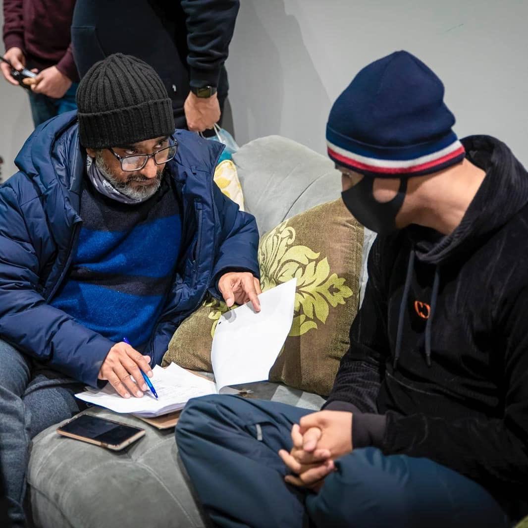 During Shoot SnowMan ⛄️ 🎥
<a href="/GippyGrewal/">Gippy Grewal</a> <a href="/ranaranbir970/">rana ranbir</a> <a href="/neerubajwa/">Neeru Bajwa</a> <a href="/jazzyb/">Jazzy B</a> <a href="/superstarfilms_/">SuperStar Films</a> @_snowman_film <a href="/aman_khatkar/">Aman Khatkar</a> <a href="/ArshiKhatkar/">Arshi Khatkar</a> <a href="/JayKMuzic/">Jay K</a> #RickyKhan <a href="/bhana_la/">Bhana La</a>