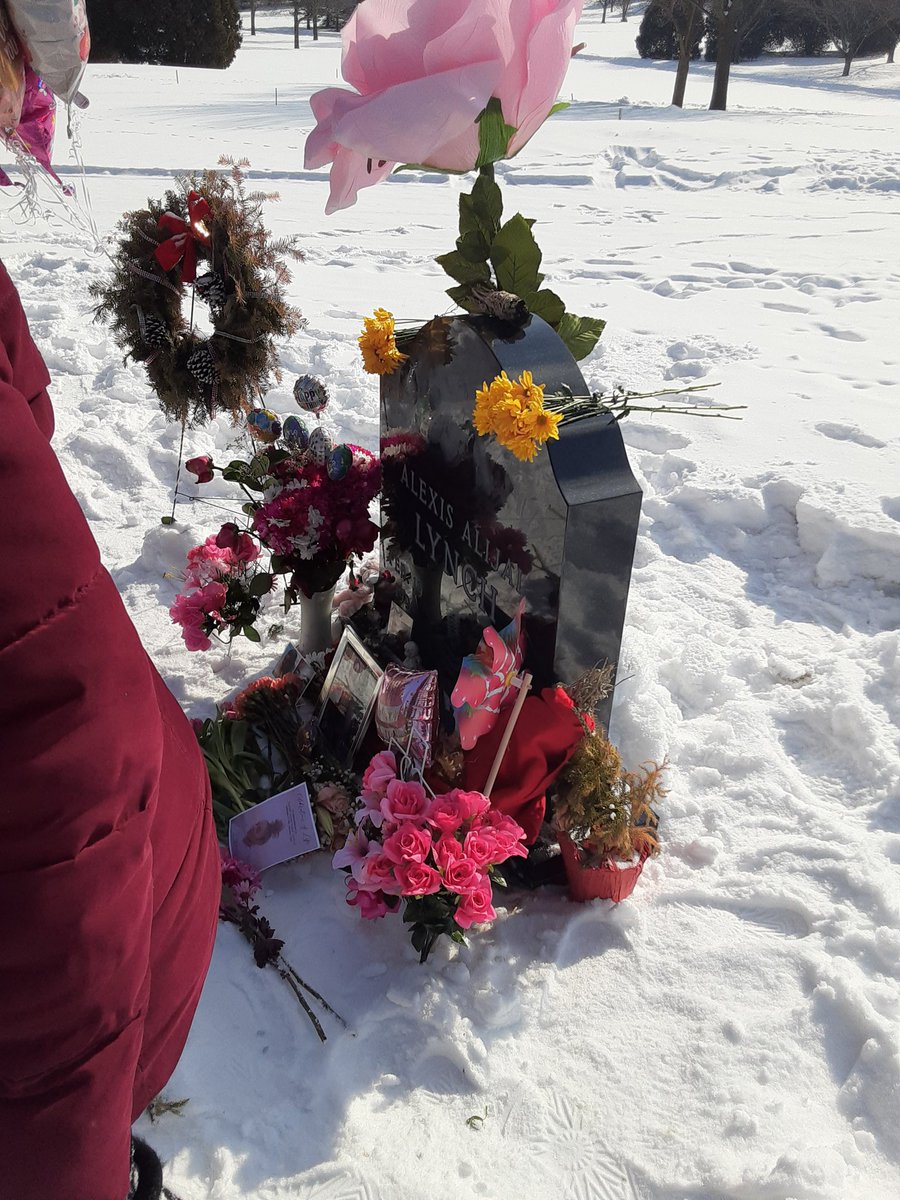 KaneTheHooligan's tweet photo. Forever in my heart Alexis , i wish i told you i koved you more but you kno we aint wit dat soff shitttt lol i miss my dawg mane 😪 https://t.co/CnOcDTpPpn