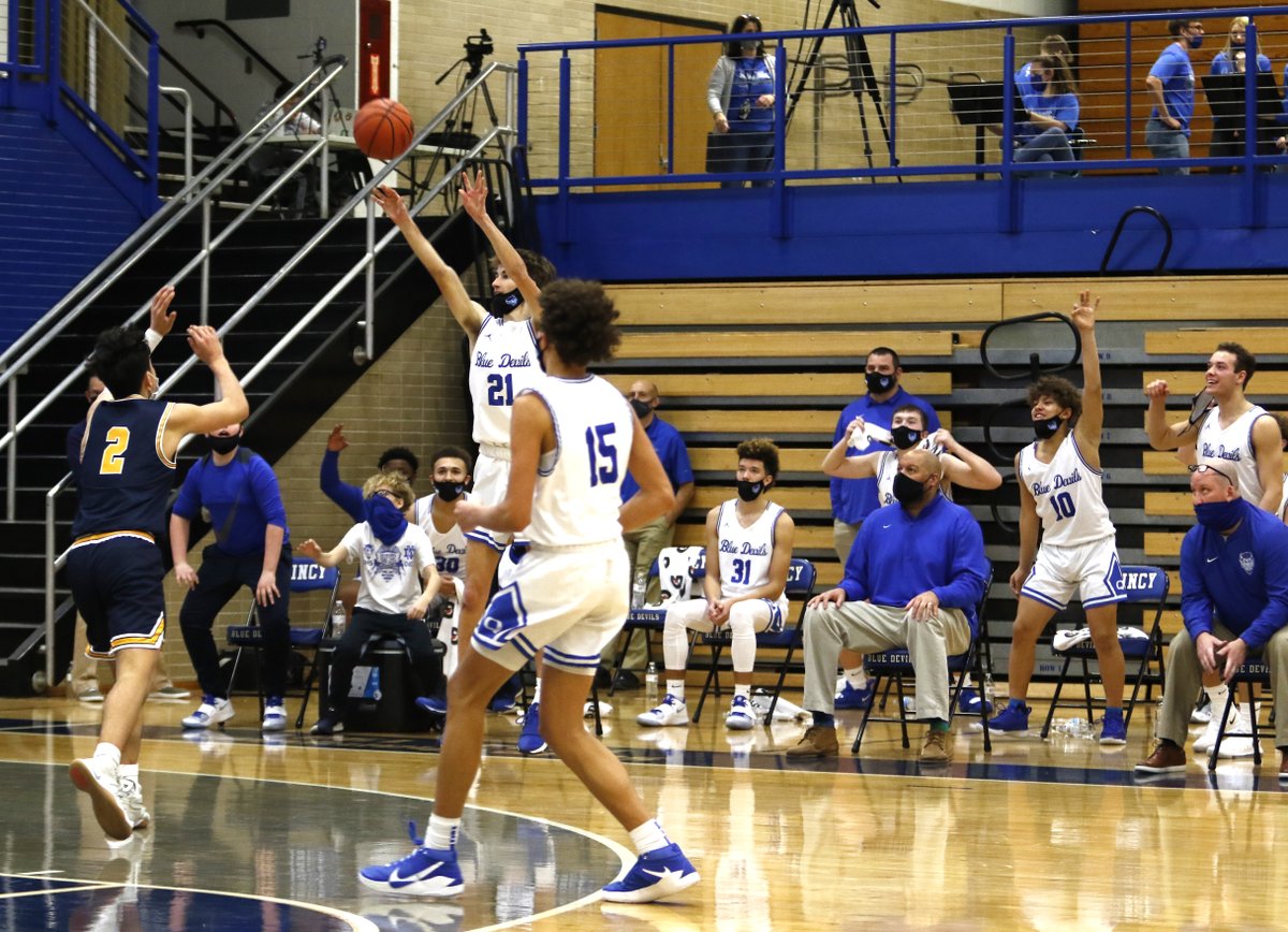 SchuckSports's tweet photo. When @jackrupert21 hit his fourth straight 3-pointer in the third quarter Saturday night, the @QHSBASKETBALL bench erupted. https://t.co/iRW2vIEh9R