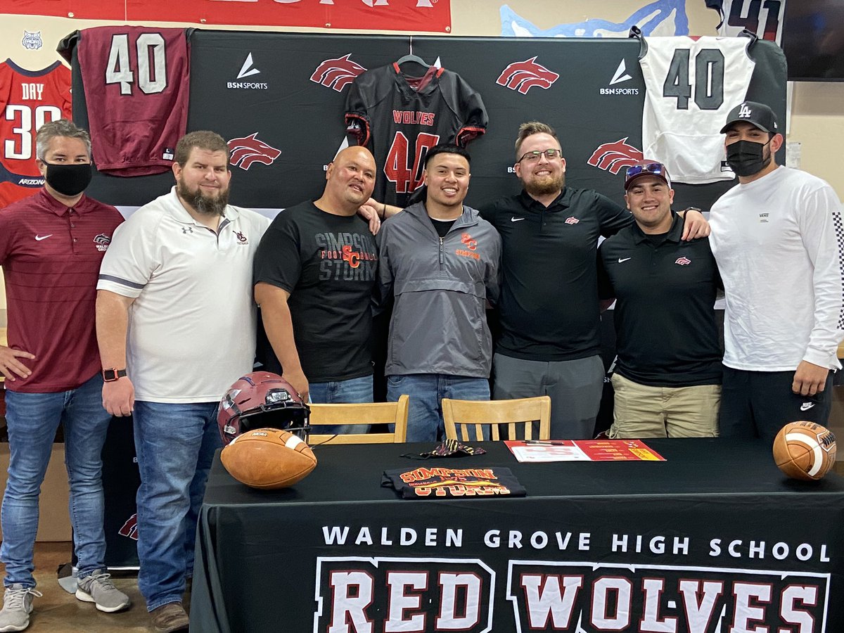 junior092802's tweet photo. Thank you to my family and coaches who have made this all happen 🙏❤️@jrhoff26 https://t.co/G55TVs3gO9