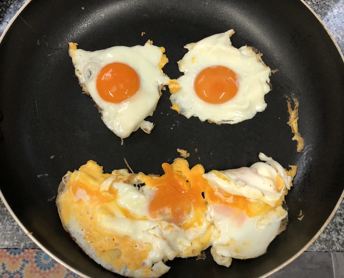 Kimbohud's tweet photo. #tweetyourbreakfast https://t.co/QtN5yfBEef