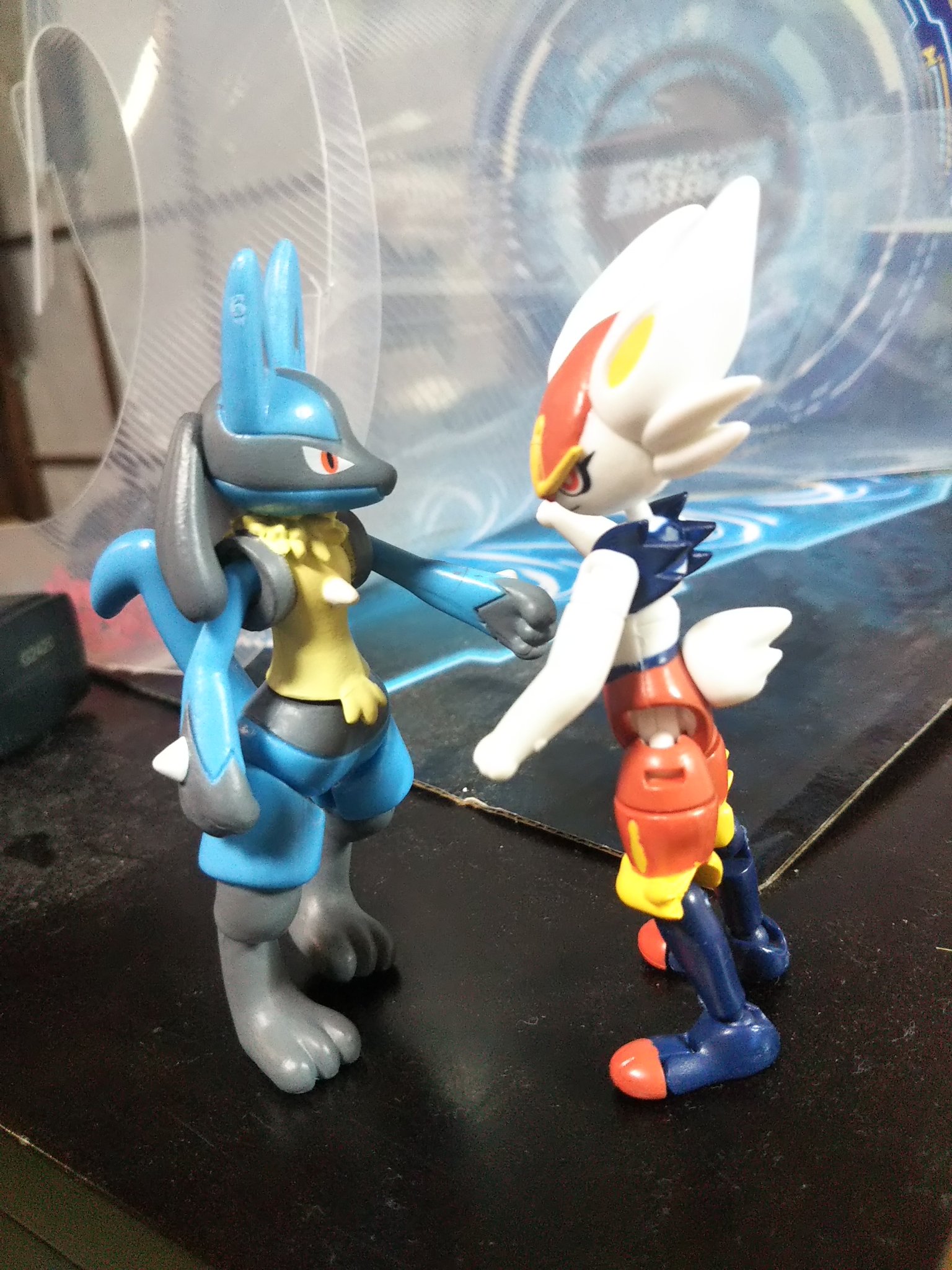 たけうちこうた k ガシャポンのポケモン可動フィギュアコレクション2のルカリオとshodoのエースバーンを比較 大きさ的には同じくらいか ポケモン ガシャポン Shodo たけうちこうた k ガシャポンのポケモン可動フィギュアコレクション2のルカリオとshodoのエースバーンを比較 大きさ的には同じくらいか ポケモン ガシャポン Shodo