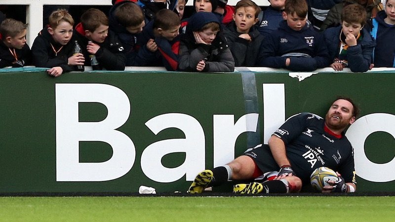 AndyGoode10's tweet photo. So on this day 5 years ago @FalconsRugby dusted @SaintsRugby at Kingston Park, there was a bit of Sonny Bill, a bit of chat with @WayneBarnesRef and a bit of lying down for a rest! Great memories! https://t.co/Yi6wiE6X26