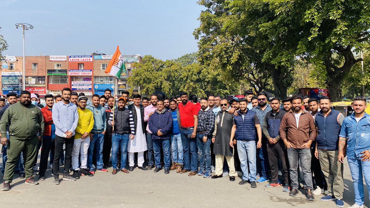 INCKARAN's tweet photo. Congress party rally at sector 35. https://t.co/Sdv4WcUsa2