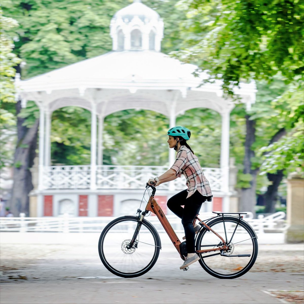 bepartofthebht1's tweet photo. Sunshine is calling . . . . ☀️💚

#bhbikes
#atoms
#brose
#ebike
#pedelec
#frühling https://t.co/aQA7HtgfXc
