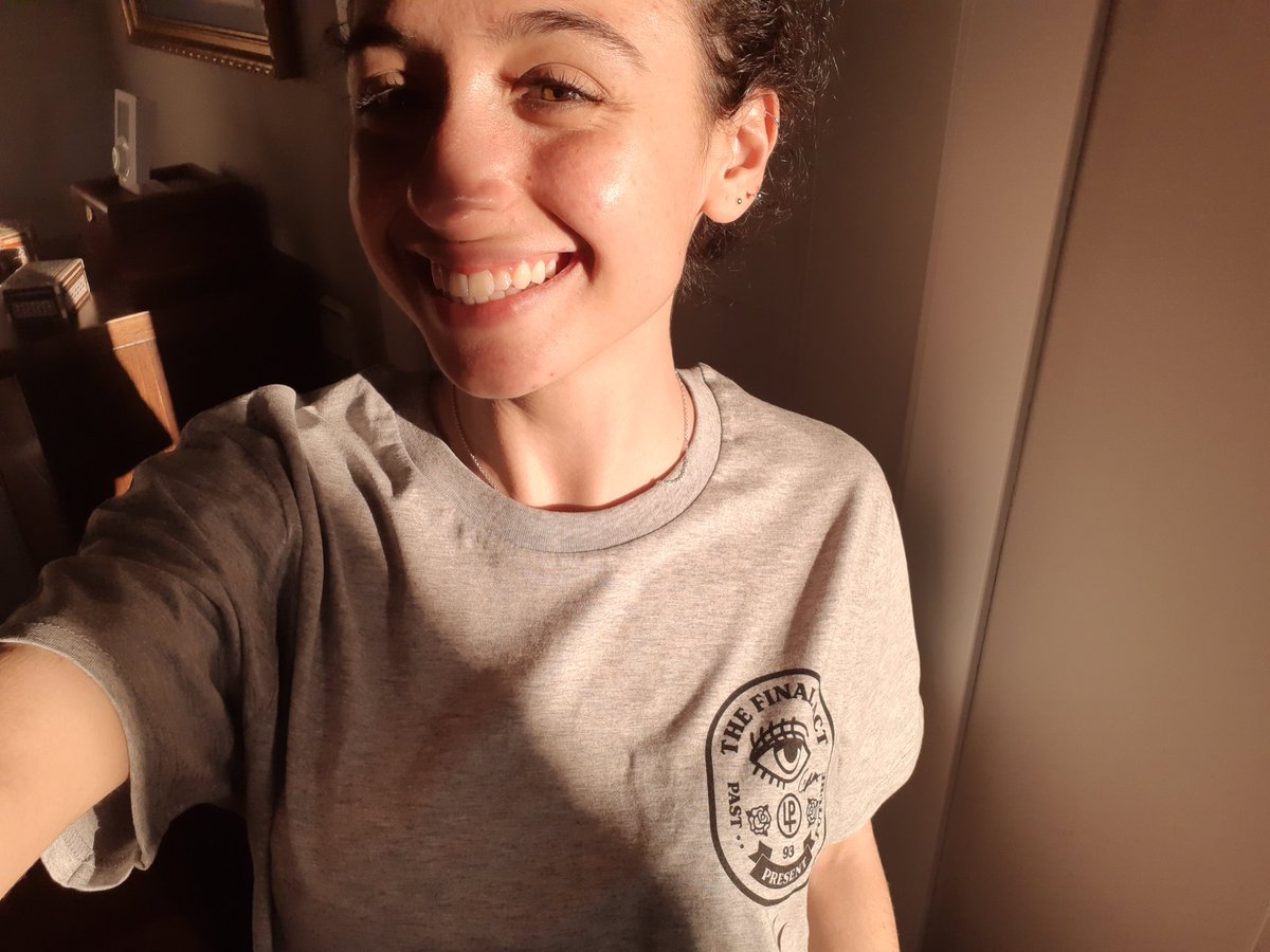 wolvesthatshine's tweet image. So in love with the beautiful #TheLPShow Act 4 merch ♥️
All of @LiamPayne's online shows have been absolutely incredible, but the last one made me feel so many different emotions: nostalgy, pride, admiration for Liam's huge talent.
So glad I now have something to remember it.