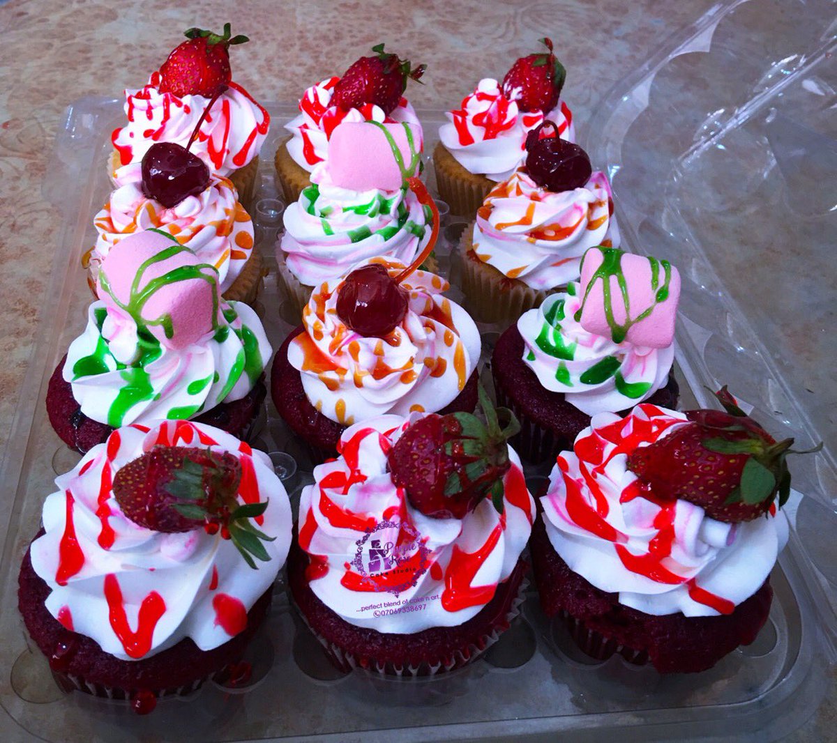 Purplerosecakes's tweet photo. DEAL FOR THE DAY💃💃
Fastest finger.
Up for grab for just 5k.
Delivery/pickup option.
Vanilla and red velvet with whipped cream frosting ,topped with strawberry 🍓, cherry 🍒 and mash mallows.

DM, call or WhatsApp 07069338697 to seal the deal now.
#AbujaTwitterCommunity #Wizkid https://t.co/3aGE81xKHn