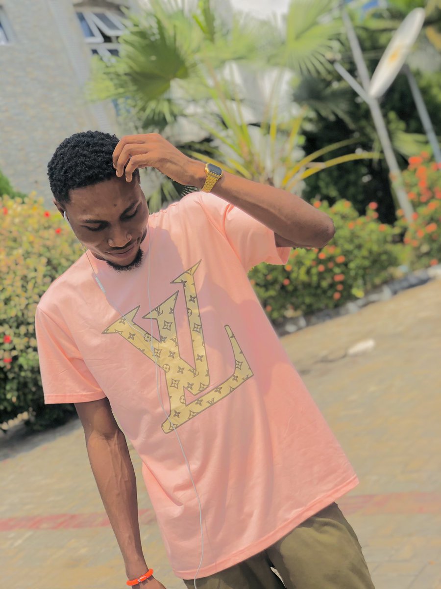 nova67712202's tweet photo. Problem nor Dey finish https://t.co/ewW2aFSFoW