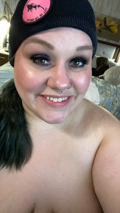 If you weren&rsquo;t on @chaturbate tipping tonight, you missed a hell of a end of the show 🤙🏼 see ya for limited<a class="tags" href="/tag/chaturbate">@chaturbate</a><a href="/tag/bbw"class="tags"><span>#bbw</span></a><a href="/tag/datass"class="tags"><span>#datass</span></a><a href="/tag/cammodel"class="tags"><span>#cammodel</span></a><a href="/tag/camgirl"class="tags"><span>#camgirl</span></a><a href="/tag/accountant"class="tags"><span>#accountant</span></a><a href="/tag/chaturbate"class="tags"><span>#chaturbate</span></a>