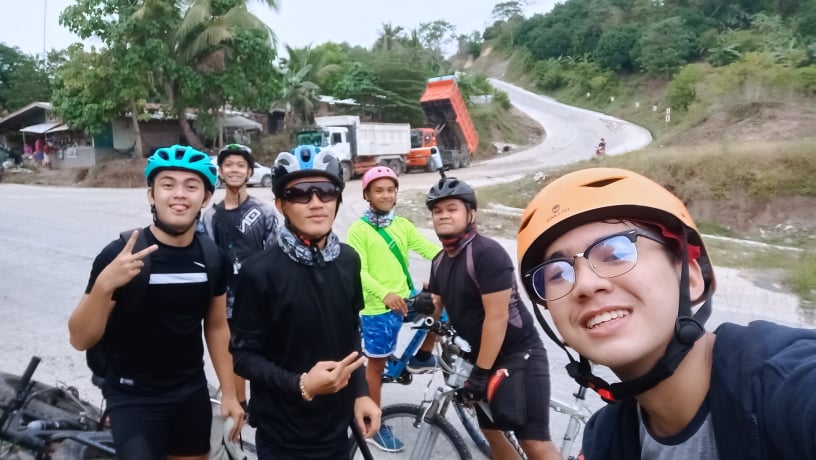kinsaramanta's tweet photo. rain or shine rides enjoy parin!! https://t.co/02bwx5R70G