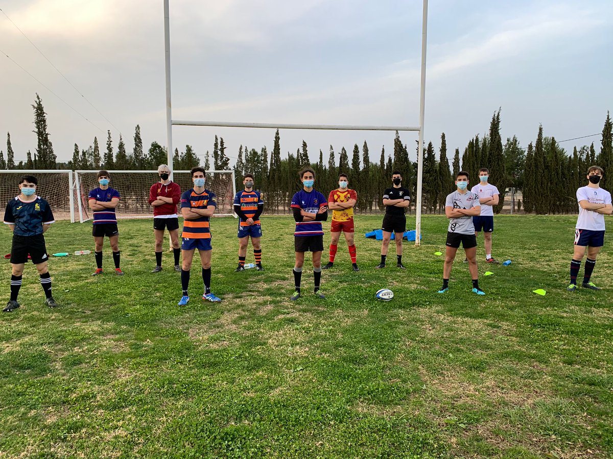 Así fue el regreso de nuestros chicos y chicas al campo para el proyecto de Tecnificación de Seven que impulsa la FERRMUR gracias a la subvención de <a href="/DeportesMurcia/">Deportes Región de Murcia</a>
Un nuevo paso en la formación de deportistas de modalidades olímpicas <a href="/TRUPER7/">JAVIER BERMEJO</a> @dvillarejo <a href="/perirl/">pedro antonio ruiz</a> <a href="/ferugby/">España Rugby</a>