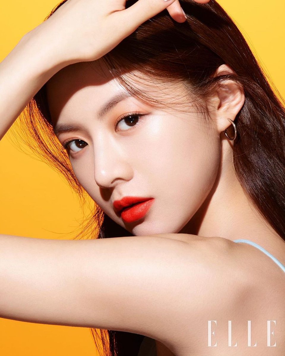 hawoo..
temenan sama chia yukk 😆
fambest? gedor dm chia ajaa, chia baik kok

#roleplayerindonesia #roleplayer #roleplayerkpop #roleplayeraccount #rpindonesia #rpworld #rp