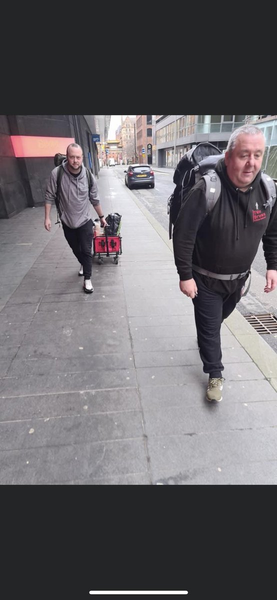 Two_Brews_'s tweet photo. Sunday morning outreach 🙌🏻
Bacon butties and brews for all ❤️
#oneaimonemission
#thankyou #homeless #businesseswhogiveback ❤️#manchesterhomeless #homelesshelp #manchester #twobrews #community #community #commnuityhelp #kindness #endhomelessness #hello2021 #fundraising https://t.co/QVb9Mig0Mt