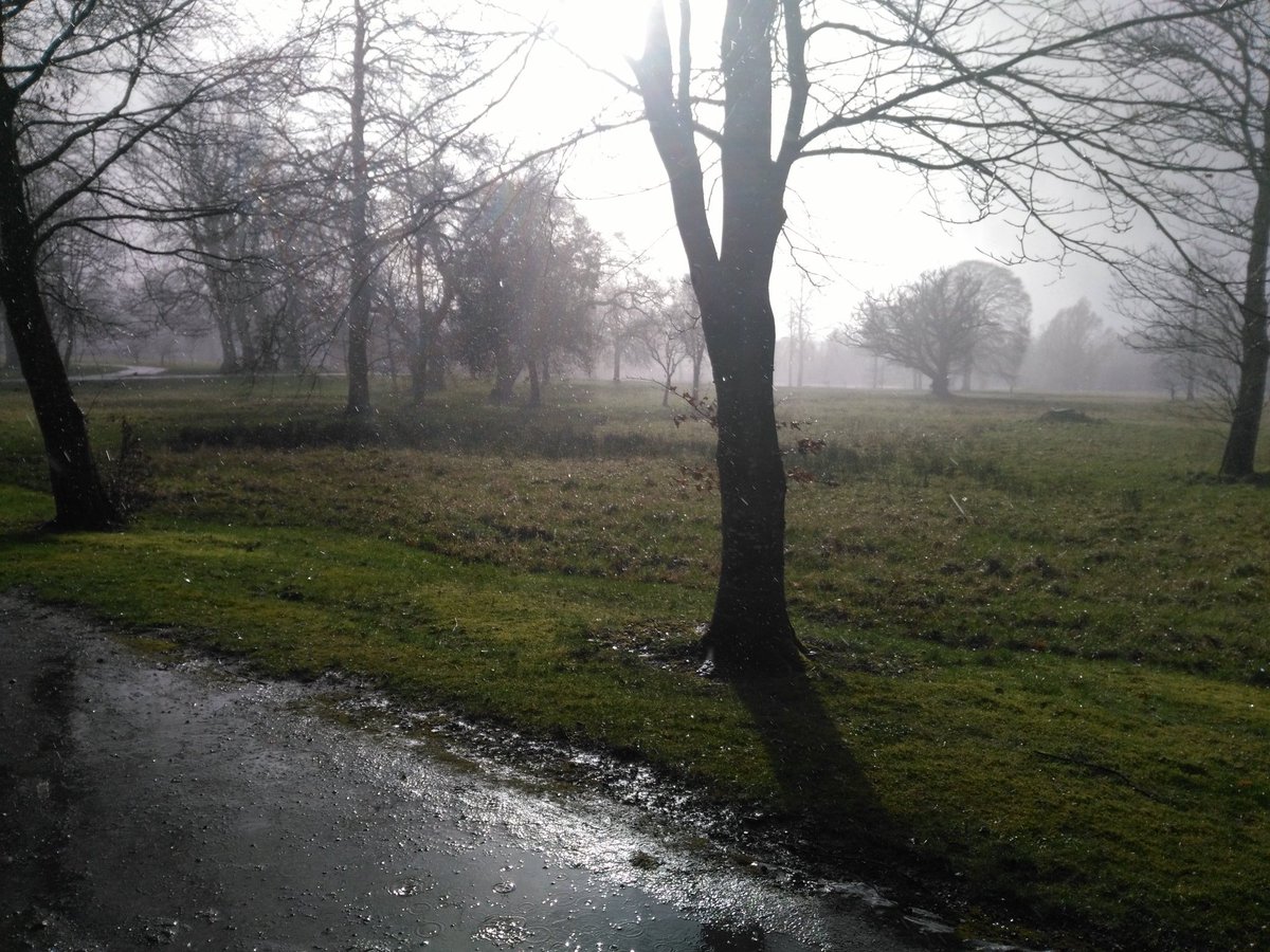 AcvBoch's tweet photo. #100DaysOfWalking Day51 Total adrenalin crash after the last two weeks and it was a s l o w walk @BirrCastle where we (Thing4 and I) strolled past Mars at a toddlers pace before being caught in an unworldly #Shower☔ #LockdownIsHard🙄 #StayAtHome🏡 #HoldFirm🌈 https://t.co/Vn8xCaSTYe
