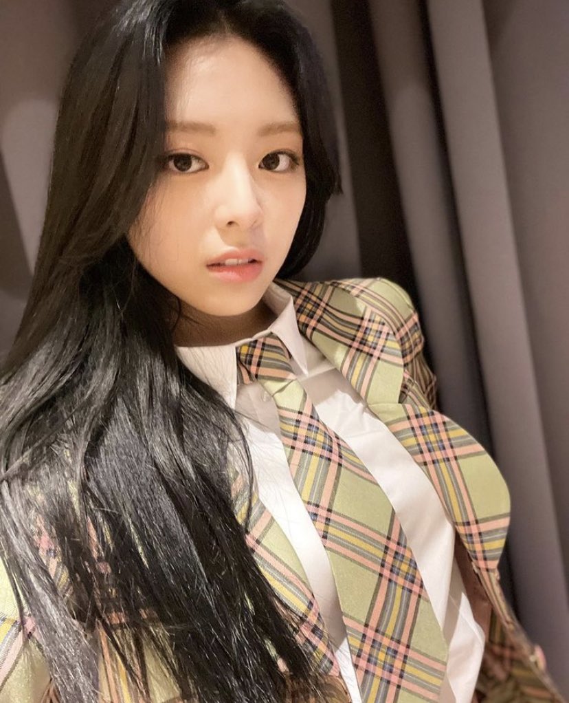 ITZY GLOBAL tweet media