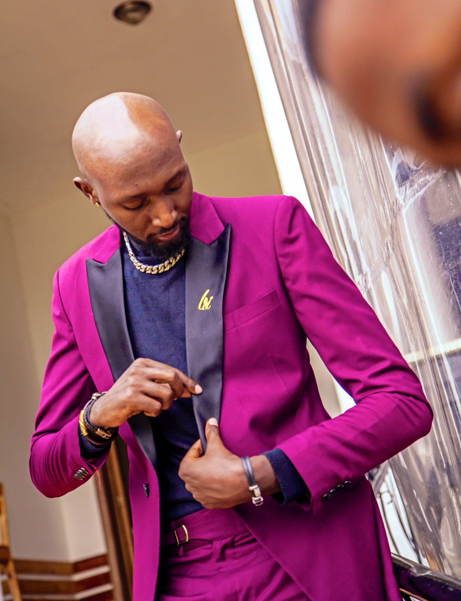DeejayPius's tweet photo. A Blessed Sunday to you. #LiiCollection cc @1k_ent. https://t.co/P1kThXcp0T