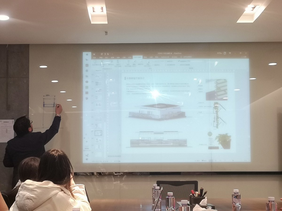 TeamSCUTxCSCEC's tweet image. 「Special Planning」 💡 
Recently, we visited Cuilu Tech Greening Engineering Co.. Thanks to the visit we were exposed to the knowledge of vertical planting and learnt a lot.

#sdme2021 #TeamSCUTxCSCEC  #verticalplanting

@SDMEDubai
@DEWAOfficial