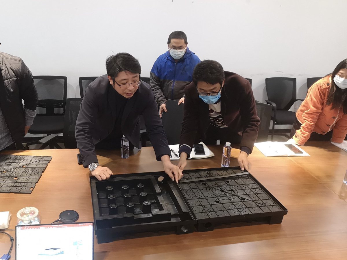 TeamSCUTxCSCEC's tweet image. 「Special Planning」 💡 
Recently, we visited Cuilu Tech Greening Engineering Co.. Thanks to the visit we were exposed to the knowledge of vertical planting and learnt a lot.

#sdme2021 #TeamSCUTxCSCEC  #verticalplanting

@SDMEDubai
@DEWAOfficial