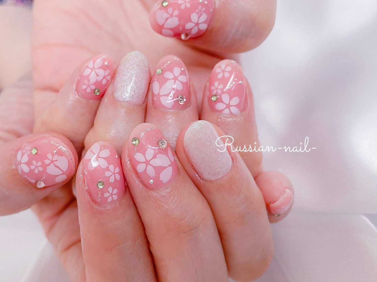 桜ネイル