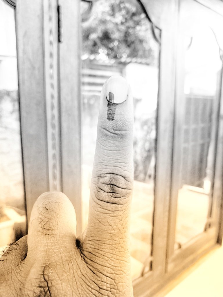DVarma38's tweet photo. DID YOU VOTE...?
If No.. Then Go And Show POWER Of Your SINGLE VOTE...

My VOTE My RIGHT... GO Caste Your VOTE... 

#APPanchayatElections2021 #APLocalBodyElections2021
#Elections2021 #Vote #RightToVote https://t.co/vl8SJk4uuI
