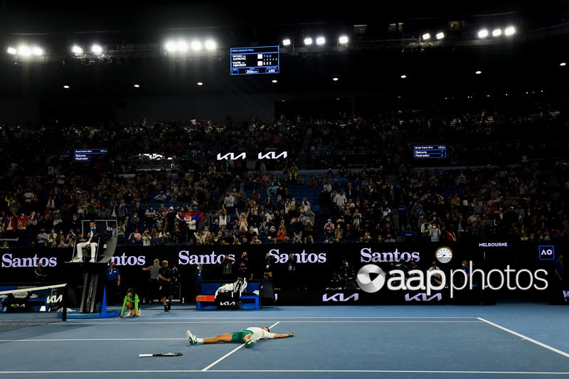 RT @aap_photos: Pix: Australian Open Mens Singles Final https://t.co/MxSLw2H5DH https://t.co/J9rlRMMWTo