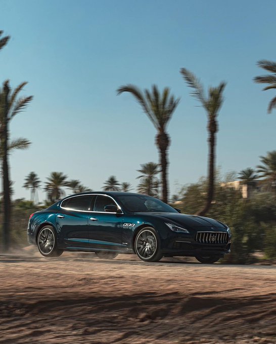 MaseratiofVB's tweet photo. Palm trees and an ocean breeze. What is your idea of paradise? https://t.co/E4lwRxZb97