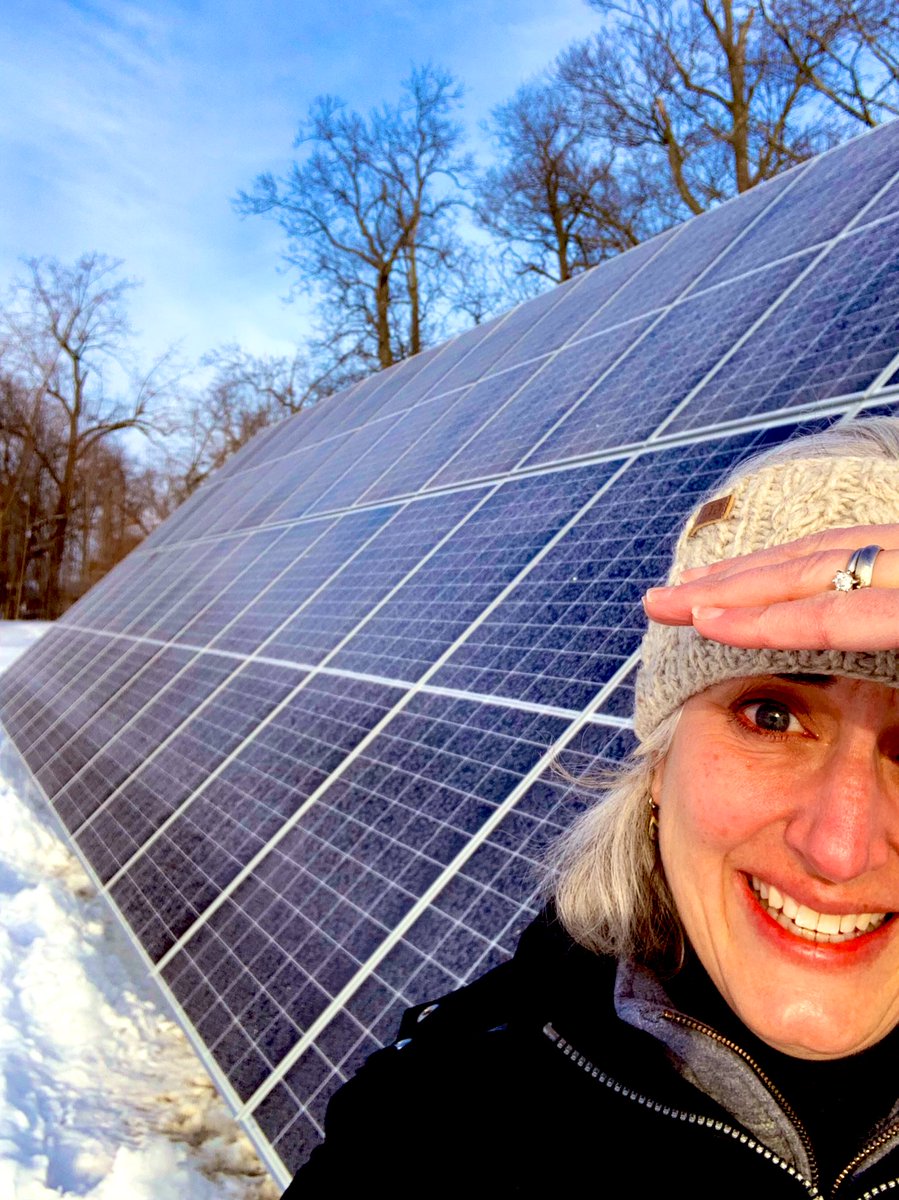 HelmsAPRN's tweet image. I always wanted a garden in this spot and someday I will find the time and energy to do so near by, but for now and years to come we will be harvesting the sun!