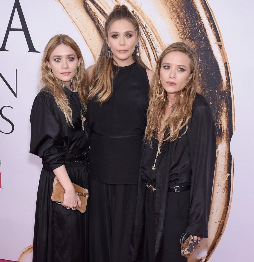 Fans are just realising that Elizabeth Olsen is related Mary-Kate and Ashley Olsen