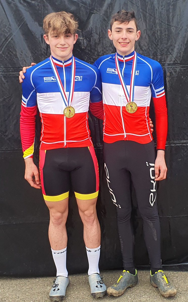 festinaboy's tweet photo. Démasqués @JouffroyAcademy https://t.co/HLBfaLrcUF