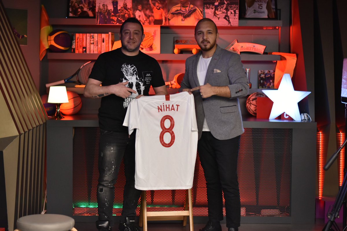 Golden Palm Awards (@goldenpalmaward) on Twitter photo <a href="/GoldenPalmAward/">Golden Palm Awards</a> dergimizin mart sayısına futbol dünyasının sevilen ismi <a href="/NihatKahveci8/">Nihat Kahveci 🇹🇷</a> dergimizin genel kordinatörü <a href="/sametaslan58_66/">samet aslan</a> a röpörtaj verdi.
Bu harika röpörtaja Diğital platformlardan 1 mart itibariyle ulaşabilirsiniz... <a href="/GoldenPalmAward/">Golden Palm Awards</a> dergimizin mart sayısına futbol dünyasının sevilen ismi <a href="/NihatKahveci8/">Nihat Kahveci 🇹🇷</a> dergimizin genel kordinatörü <a href="/sametaslan58_66/">samet aslan</a> a röpörtaj verdi.
Bu harika röpörtaja Diğital platformlardan 1 mart itibariyle ulaşabilirsiniz...