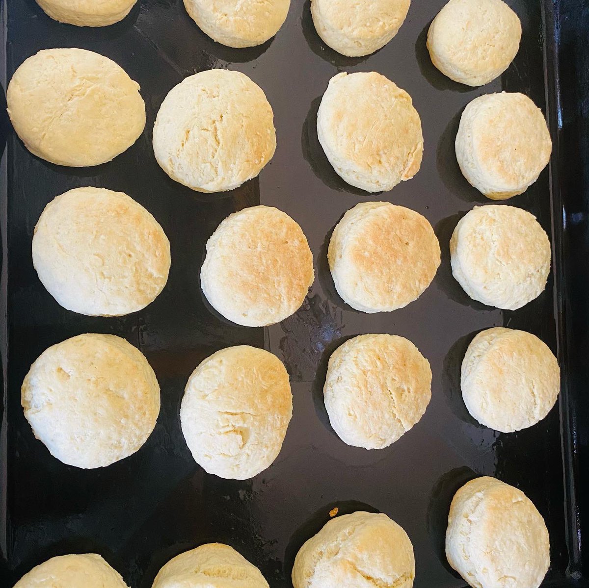 When I am down, my pick me up is when I get into the kitchen & bake Queen Mother some scones, that always picks me up 😊❤️🙏
#BakingIsMyTherapy
#SundaysOfGrace