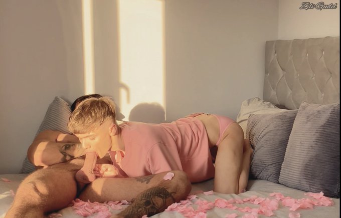 ??? https://t.co/TO61k7QbBH