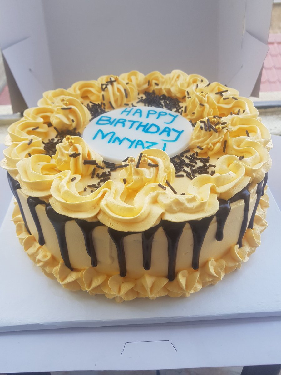 TechaxisC's tweet image. For yummy and tasty birthday cakes, reach us @+254 723 493 975.