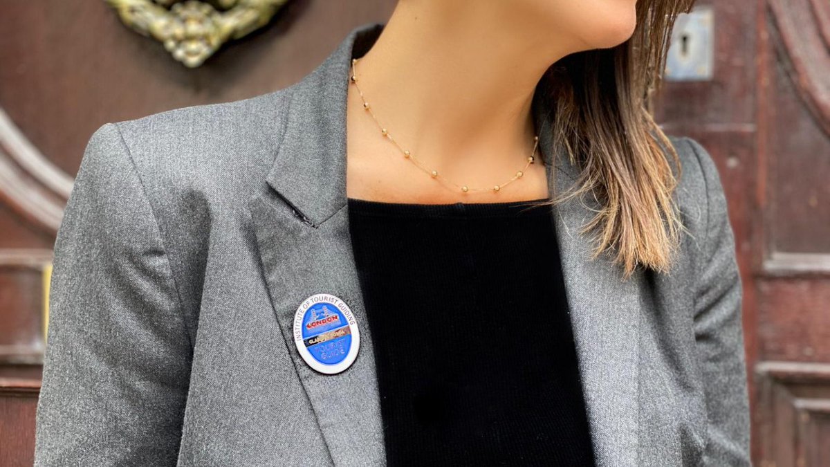 BBGuides's tweet image. Happy International Tourist guide day!
Although we, Blue Badge Tourist Guides, might not be able to do much actual guiding at the moment we can still celebrate the day by sharing stories of guides around the UK. Please follow the hashtag #internationaltouristguideday!