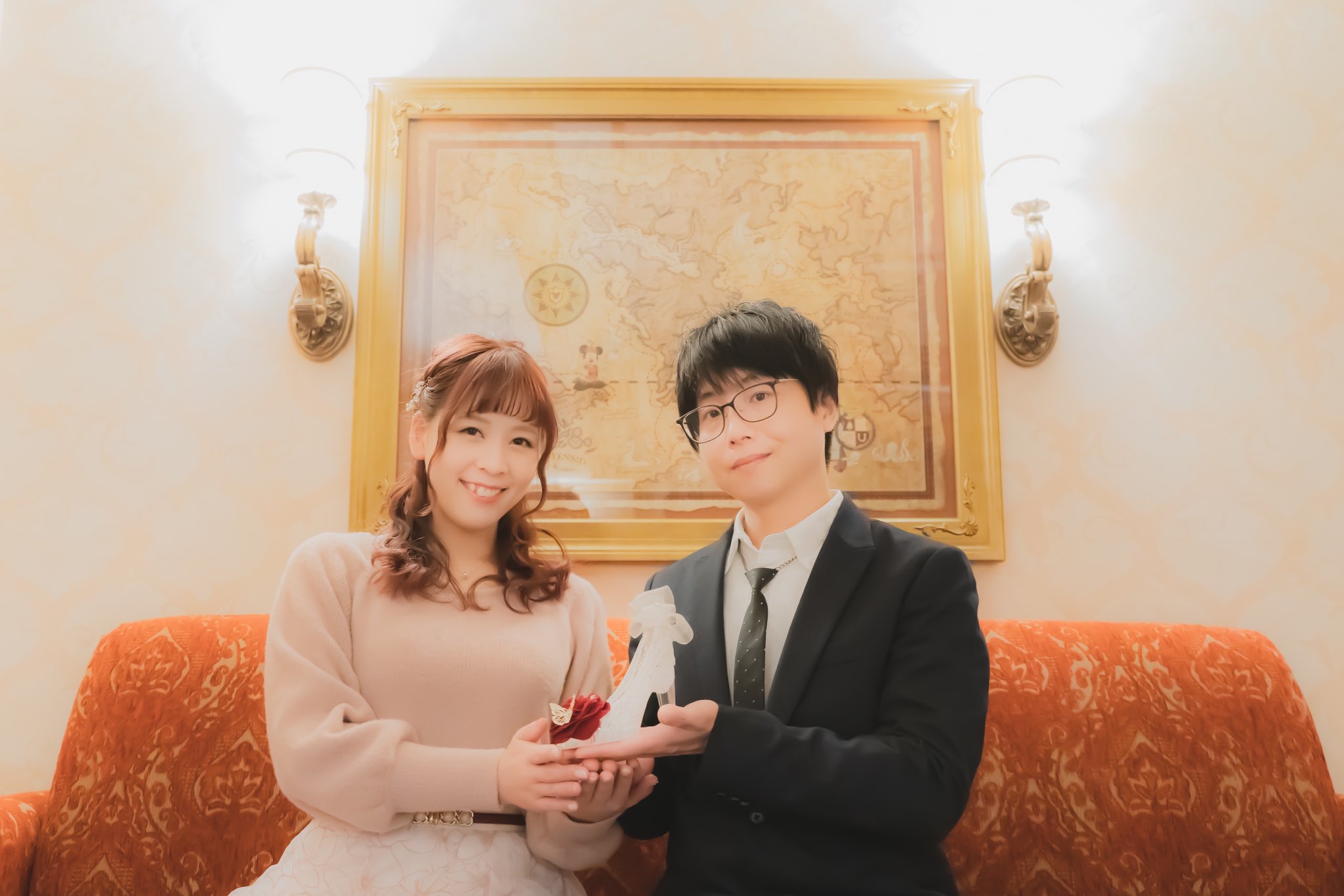 本田晋一 カラトリ 先月 彼女の誕生日にプロポーズしました 指輪は彼女と一緒に選びたかったので ガラスの靴でサプライズしました とても感動してもらえたので良かったです お互い感謝を忘れず 日々過ごしていきたいと思います T Co