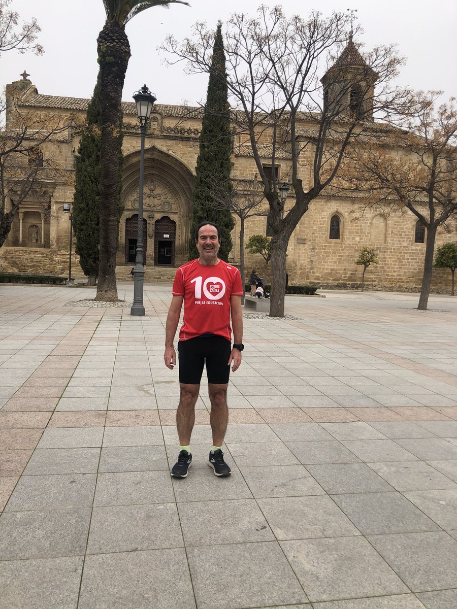 Corriendo por la educación de niños y niñas disfrutando del Patrimonio #10porlaEducación <a href="/Entreculturas/">Entreculturas</a> <a href="/SAFAUbeda/">SAFA Úbeda</a> <a href="/aytoubeda/">Ayuntamiento Úbeda</a> <a href="/GrupoCPHE/">Ciudades Patrimonio</a>