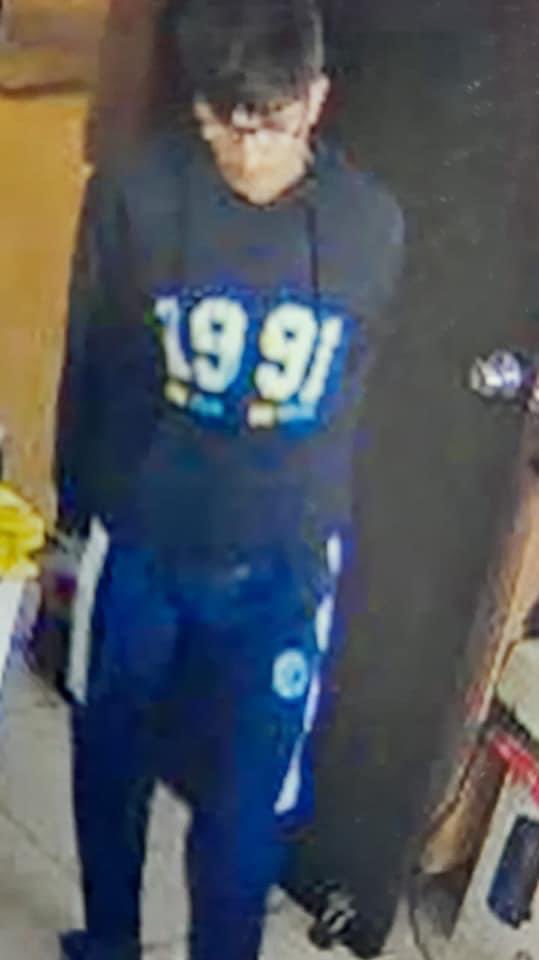 Ambreenzaidi's tweet image. Twitter plz help our friend-
My Son Armaan Passi age 15yrs, 5’6”is missing since y’day from Jalandhar. Took his Avon Maxoo cycle (green),low IQ, can answer/understand things,wears hearing aid in both ears. Likely tobe onJalandhar-Delhi highway,my no-9830371973 
Lt Col Vanit Passi