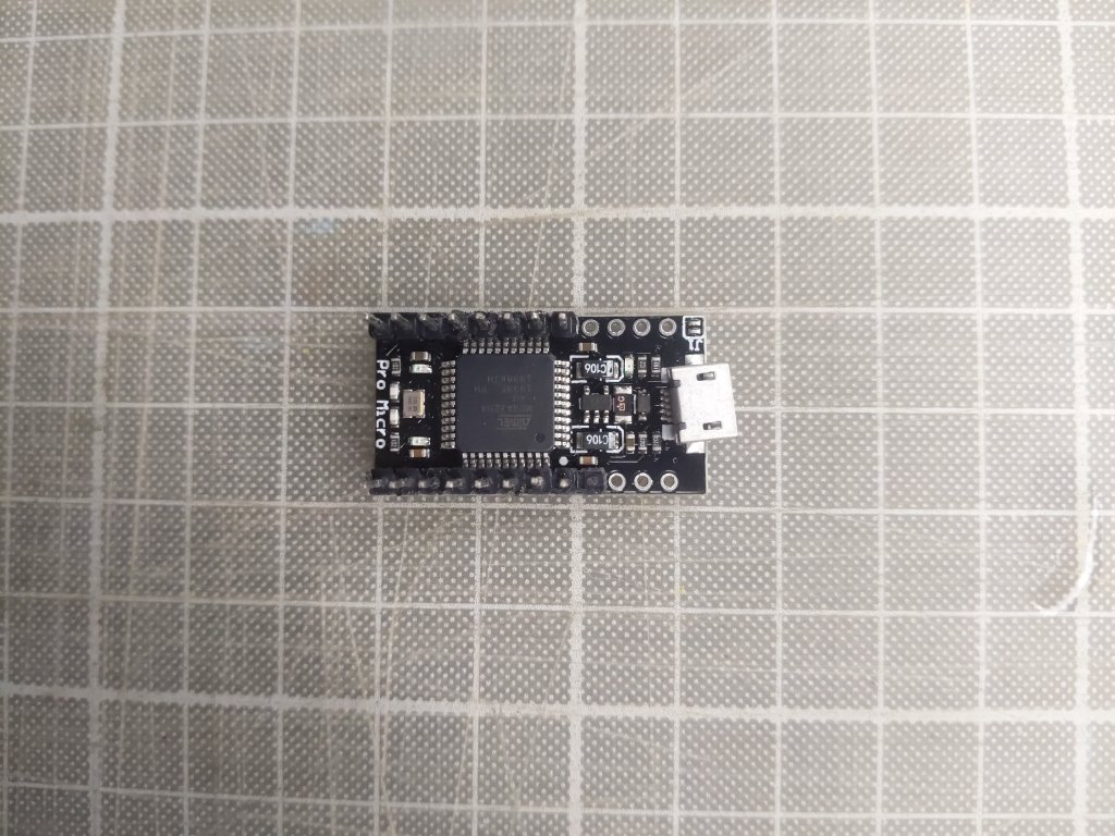 prototype_tec's tweet image. #usbmicro はもげやすいので #promicro が #もげマイクロ に なってしまいました。

今から #fix します

#diykeyboard #diy #自作キーボード #キーボード #art #design #prototype #デザイン #アート