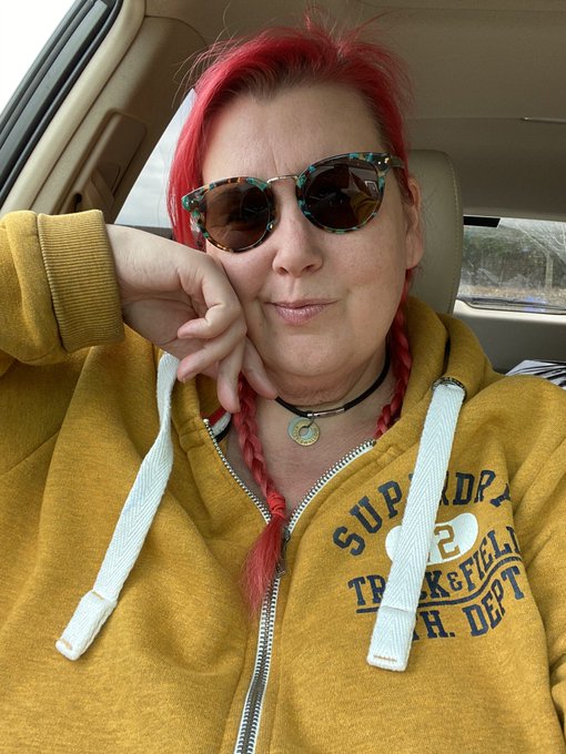 After two days fun (and torture) I&rsquo;m sat in the vanilla life queue for the car wash!! With an overly<a href="/tag/bdsm"class="tags"><span>#bdsm</span></a><a href="/tag/mistress"class="tags"><span>#mistress</span></a><a href="/tag/dungeon"class="tags"><span>#dungeon</span></a><a href="/tag/corporalpunishment"class="tags"><span>#corporalpunishment</span></a>