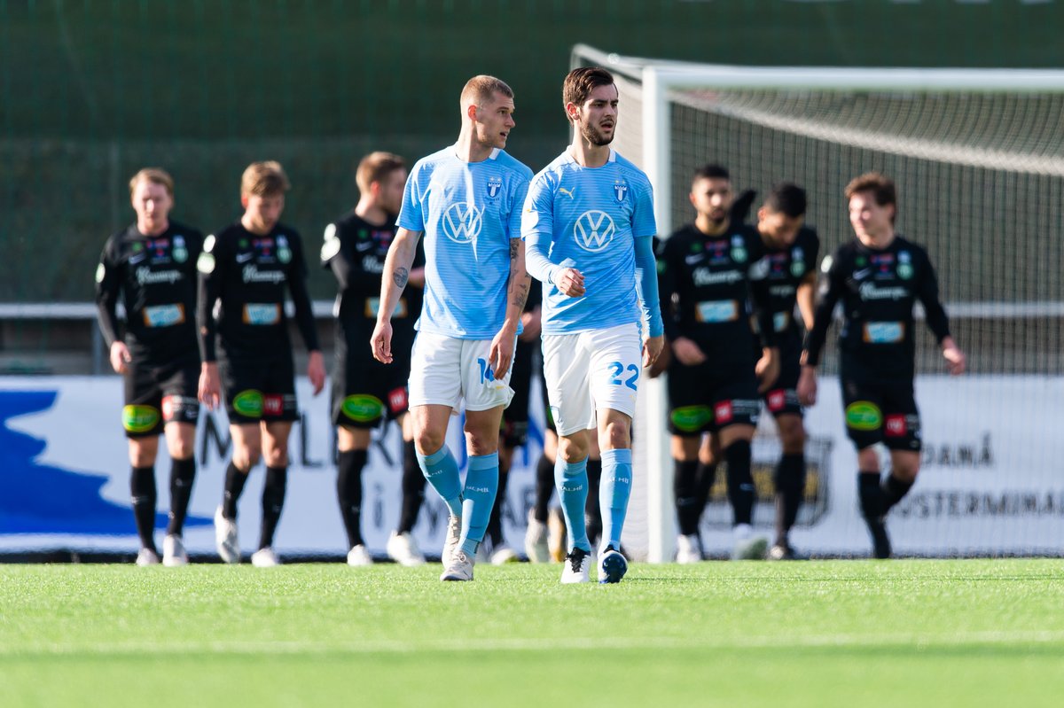 Malmo_FF's tweet photo. Förlust med 1–2 i cupen. https://t.co/lzr8hsuhRr