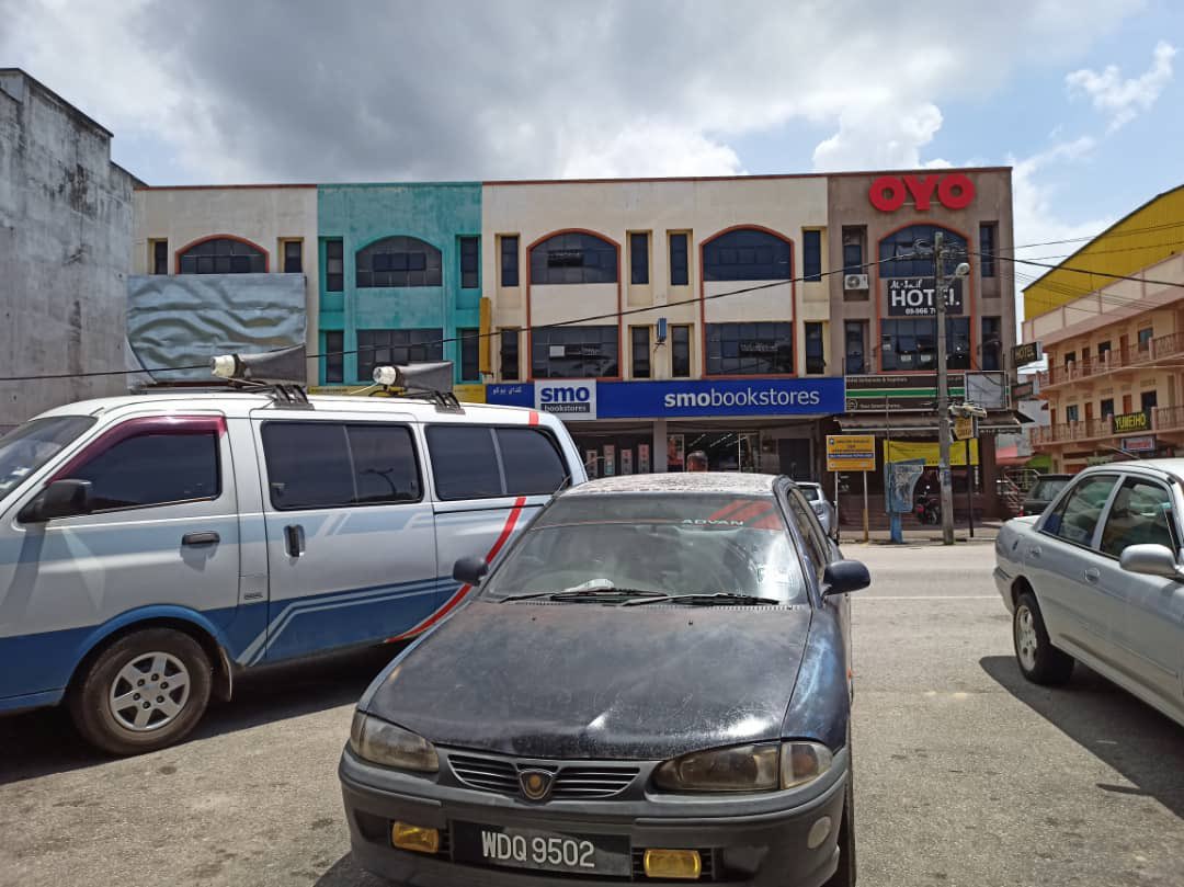 JapenKelantan's tweet photo. Info On Wheels (IOW) Jabatan Penerangan Negeri Kelantan

📍 Kuala Krai @PMRKualaKrai 

PARLIMEN P.031 Kuala Krai
DUN N.40 Guchil

21.02.2021 (Ahad)
10:30 pagi

🔹Pekan Kuala Krai
🔹Pasar Besar Kuala Krai
🔹Hadapan Bank Islam
🔹Hadapan Maybank
🔹Hadapan Agro Bank

@azahar10920255 https://t.co/1iIbaQFxp9