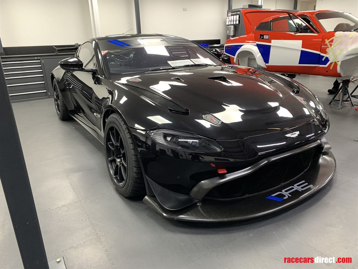 Not too late to grab a bargain as <a href="/DavidApplebyEng/">DAE</a> offer their two <a href="/AMR_Official/">Aston Martin Racing</a> Vantage GT4's with a huge cost saving against new!
the-advantage.org/2021/02/not-to…