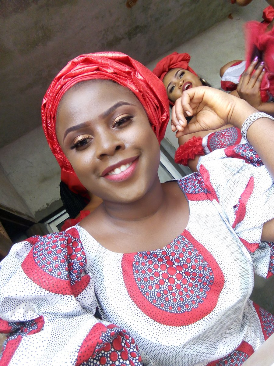 cfmemories's tweet photo. Gwam gwam gwam

"Gwam ihe kuluru miri rigo elu"

Azịza: Aki bekee ma obu Aki oyibo.

Gwam ihe bara ugbo/ubi chiri umu puta

Azịza: Ede

Gwam police ukwu aja

Azịza: Akpi

Gwam Gwam Gwam ndị a sị n'aka nwada @Konvidenz

#InternationalMotherLanguageDay

#CentreForMemories https://t.co/n26hUYplsD
