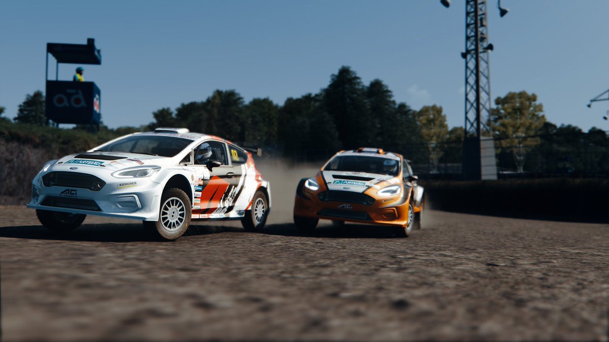 Esta semana tocaba el Autocross de <a href="/PAarteixo/">Autocross Arteixo</a> 

PreQ - 32
Clasificatoria 1 - 4º
Clasificatoria 2 - 3º
Clasificatoria 3 - 3º

Esto me daba el pase a la final con una 9ª posición que finalmente después de muchos golpes quede atrás llegando a meta en última posición!

Muy divertido!