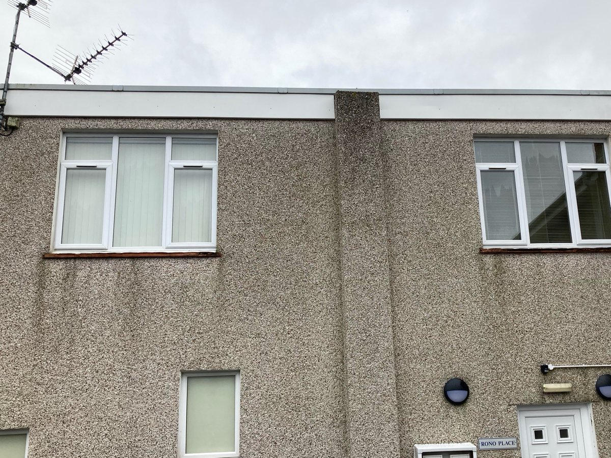 bathwindows's tweet image. Cleaning of gutters, fascia, windows and windows sills in Timsbury. #Cleanandbright. All clear and no smear.