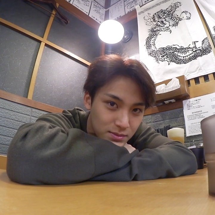 akitasoundinomg's tweet photo. crush on mingyu intensifies everytime i see him barefaced �� https://t.co/1IYrGM8QpM
