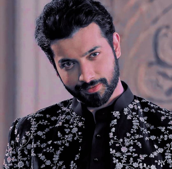 Latxhs's tweet photo. The best there is ; The best there was ; The best there ever will be ๐งฟโฅ๏ธ๐ #sharadmalhotra #VeeranshuSinghania #babydoll #fandom #TNfans #Ishq https://t.co/Zbm5avHFGf