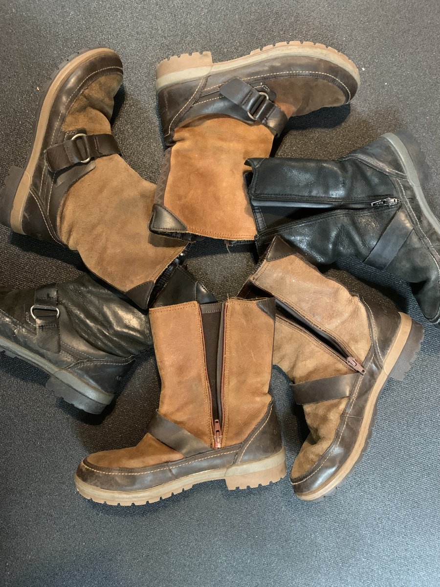 whitneymesservy's tweet photo. @merrelloutside I have a favor to ask...pleaseX3 tell me I can still find these boots somewhere. I💕them and my black pr. may be headed to zipper heaven. I have hiked many a mile in these boots and want to stay stocked up for life. Form and function! #hiking #backpacking https://t.co/wT4L07rd7C
