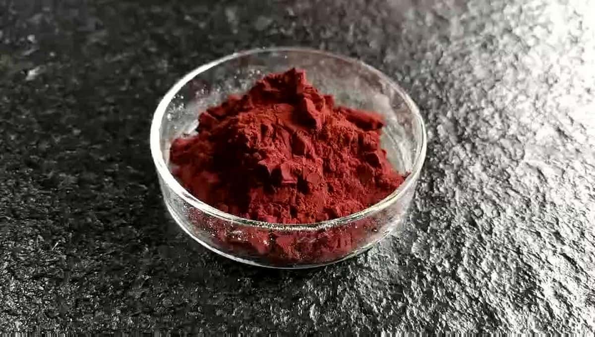 красный химический элемент. кристаллические вещества красного цвета. Re химический элемент. красный фосфор химия. внешний вид красного фосфора.